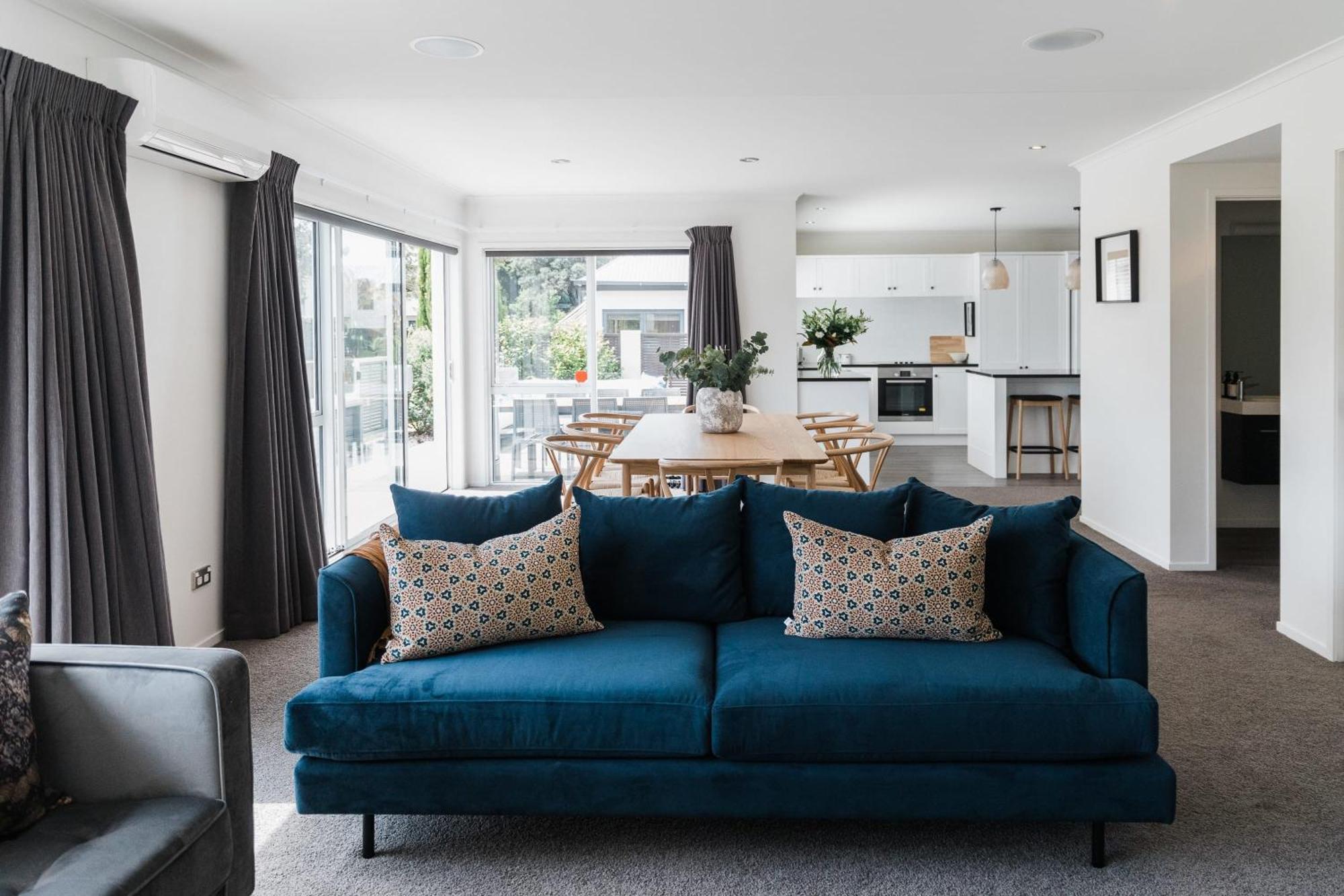 Stunning Tranquil Home With Green Space Views Mount Maunganui Exteriör bild