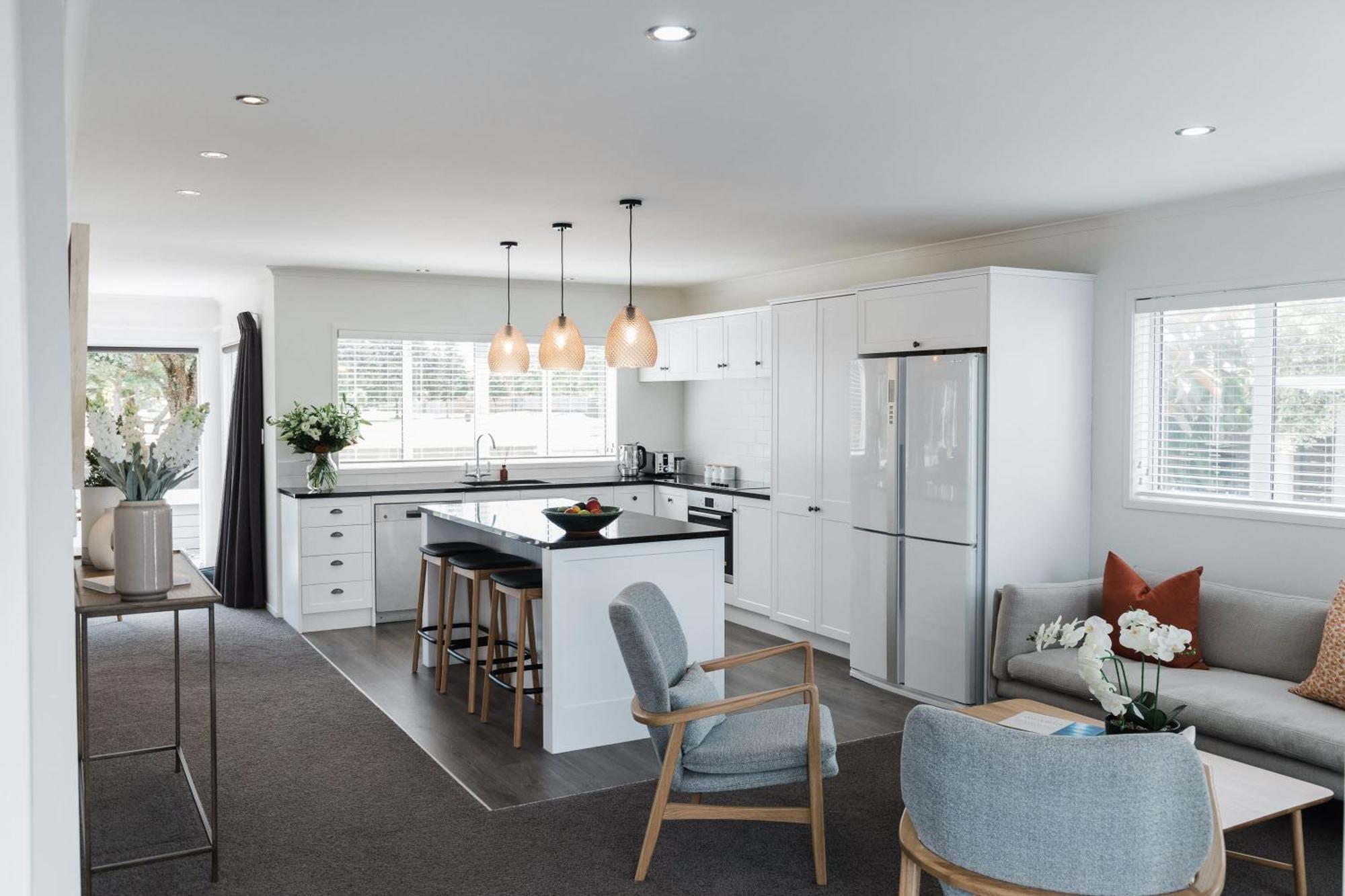 Stunning Tranquil Home With Green Space Views Mount Maunganui Exteriör bild
